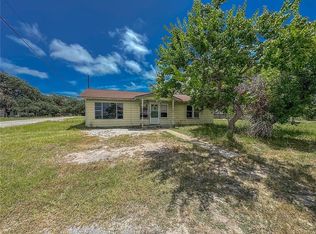 1882 Elizabeth St, Ingleside, TX 78362