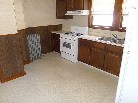 4th image of 146 Trapelo Road # Fl 2nd