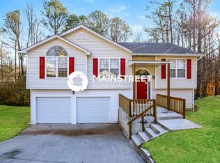 3957 Edge Brook Dr, Flowery Branch, GA 30542