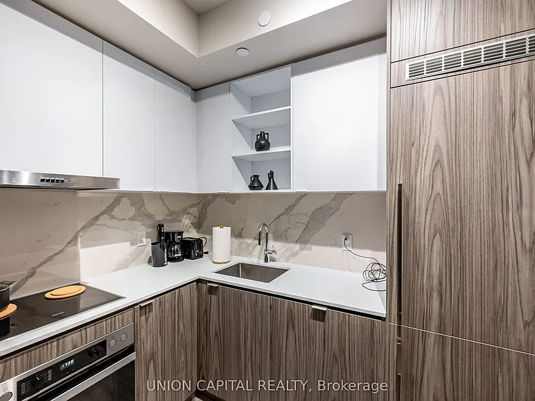 55 Cooper St #5608 — Photo 3