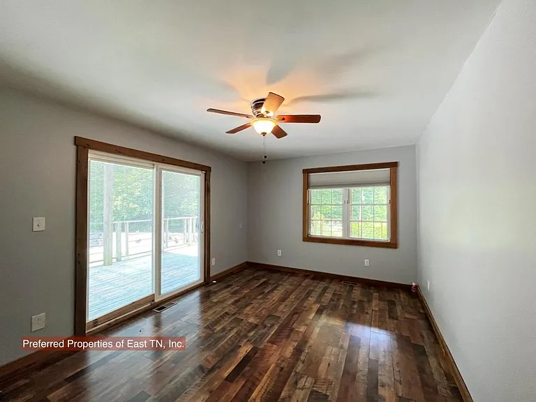 709 Brown Mountain Rd — Photo 8