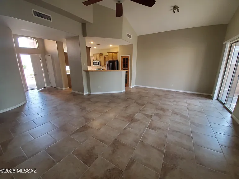 10254 E Calle Cadiz — Photo 11