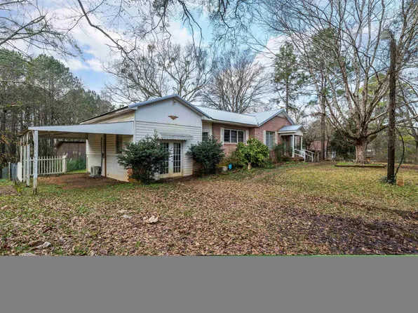 3551 Mitchell Ln, Bessemer, AL 35023