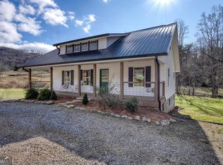 734 Bell Creek Rd, Hiawassee, GA 30546