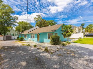 333 15th Ave S, Surfside Beach, SC 29575