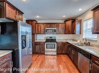 110 Greythorn Ct, Saint Robert, MO 65584