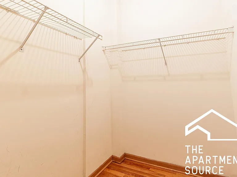 3117 N Damen Ave #1 — Photo 6