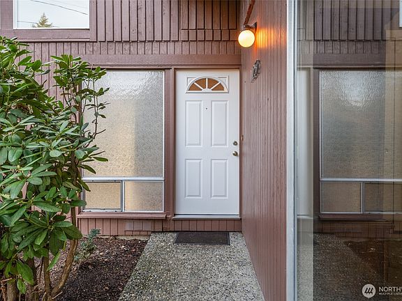 5th image of 11259 126th Avenue NE