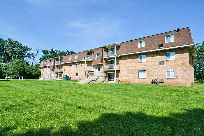 Main Street Apartment Homes — Photo 22