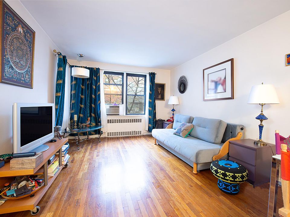 1st image of 50 E 8th St APT 2-U