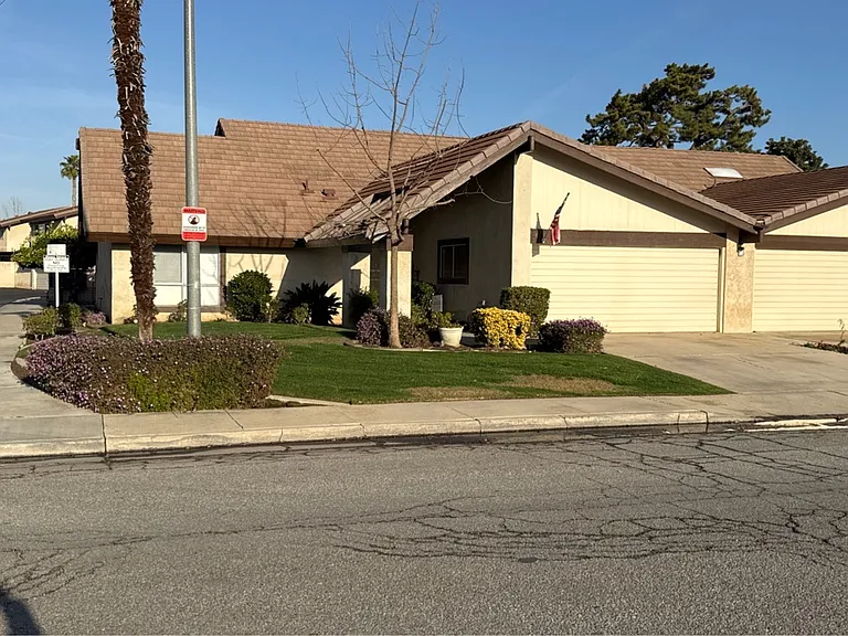 3200 El Encanto Ct #1 — Photo 2
