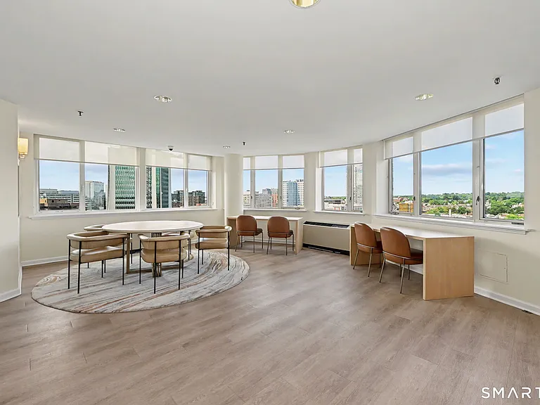 25 Forest St #11A — Photo 21