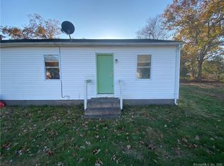 2 Concord Ct, Groton, CT 06340