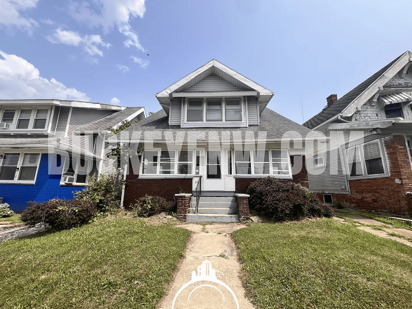 3 Bedroom House — Photo 1