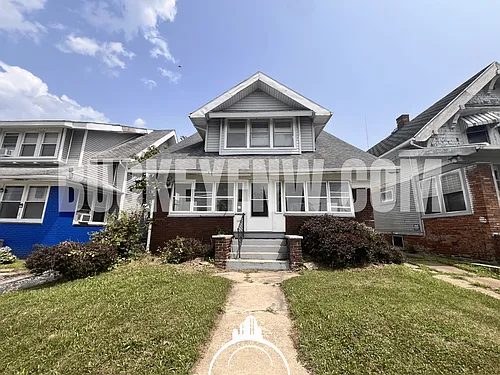3396 Glenwood Ave Photo 1