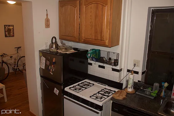 Rented by Point NYC | media 26