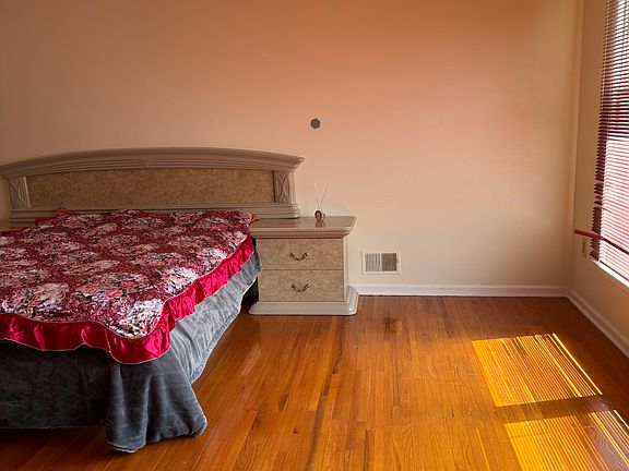 3rd image of 25 High Ridge Rd