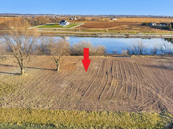 4307 Lost Dauphin Rd #4, De Pere, WI 54115