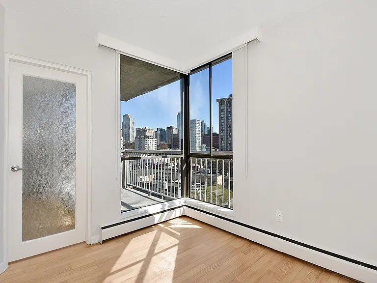 1265 Burnaby St #507 — Photo 11
