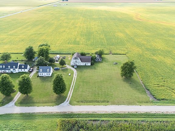 5th image of 1815 County Road 2400 E