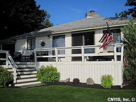 2nd image of 14801 Windward Ln