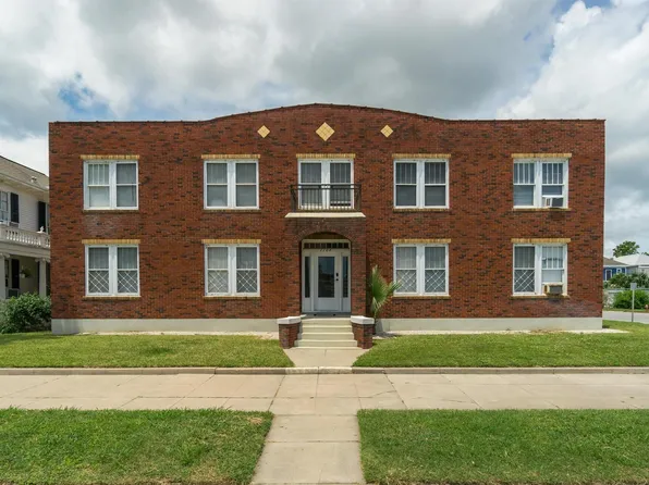 1108 Broadway St, Galveston, TX 77550