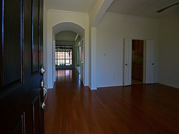 4th image of 9712 Ben Hogan Ln