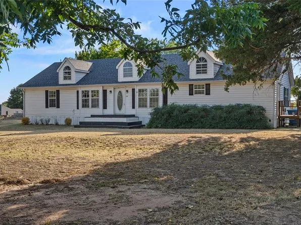 803 N Richland Rd, Tuttle, OK 73089