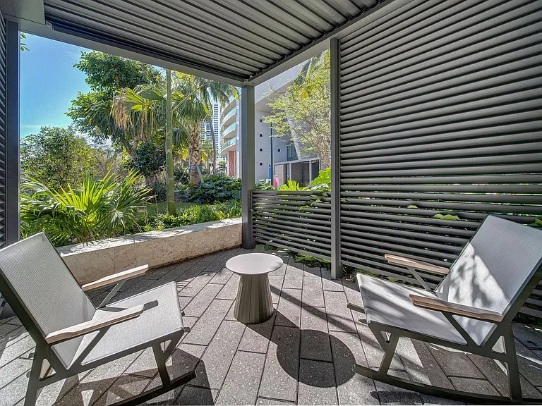 516 Bay Rd — Photo 25