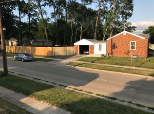 5015 Douglas Ave, Des Moines, IA 50310