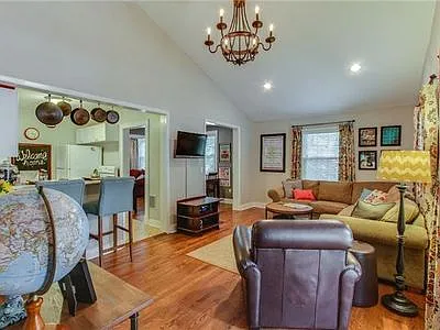 2728 Sharondale Ct — Photo 6