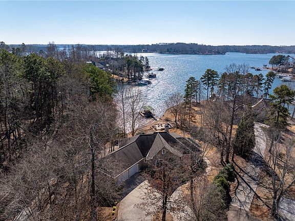 4th image of 613 Lighthouse Ct