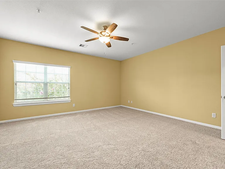 1520 Sherwood Forest St #301 — Photo 30