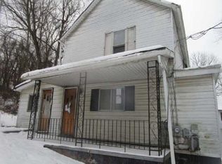 7 Short Ave, Washington, PA 15301