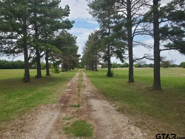 6871 Fm 513 S, Lone Oak, TX 75453