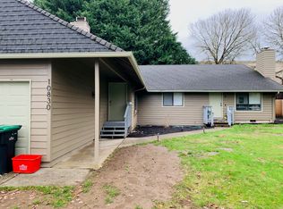10830 SW Garden Park Pl APT B, Portland, OR 97223