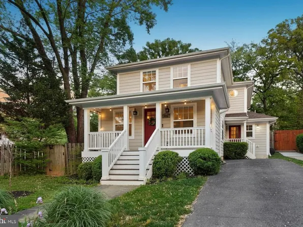6425 4th Ave, Takoma Park, MD 20912
