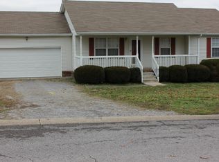 204 Poulan Ct, La Vergne, TN 37086
