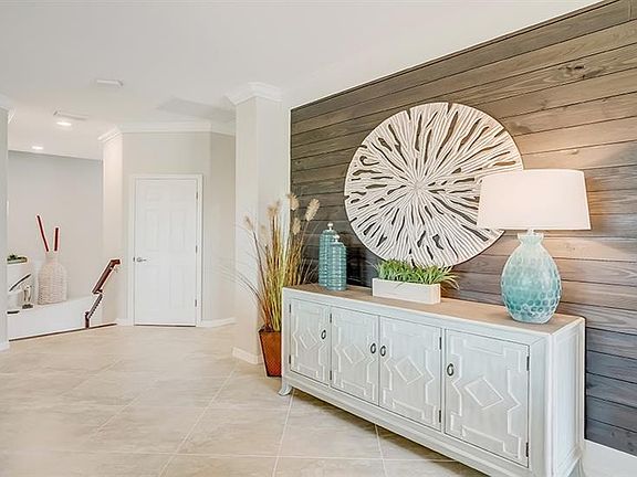 2nd image of 12044 Hawthorn Lake Dr #202
