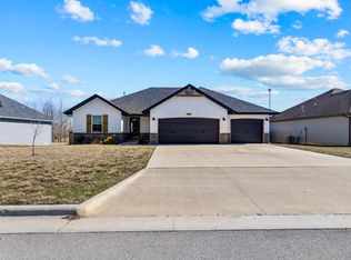 506 S Woodland Hills Ave, Rogersville, MO 65742