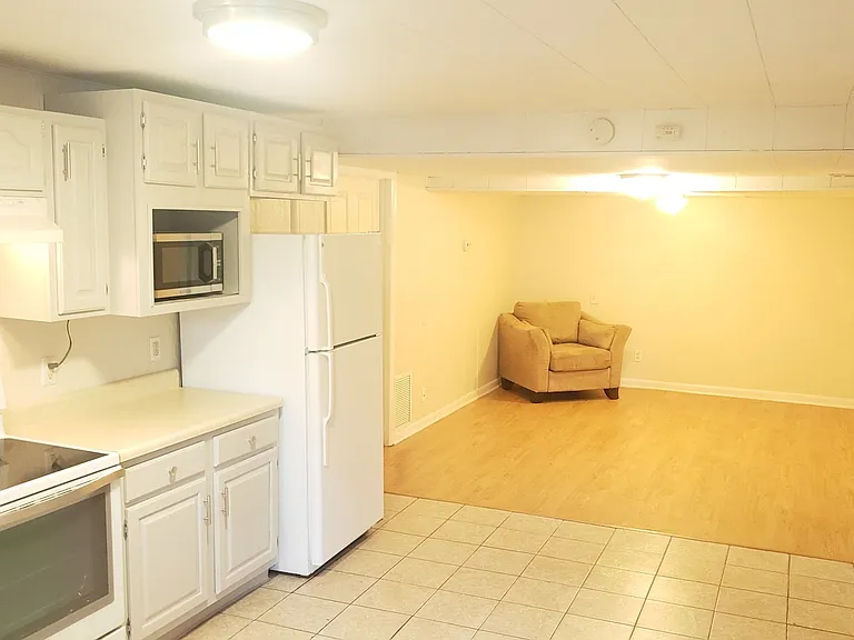 6619 Franklin Ave #3 — Photo 4