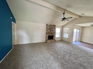 3047 Sam Houston Dr, Sugar Land, TX 77479