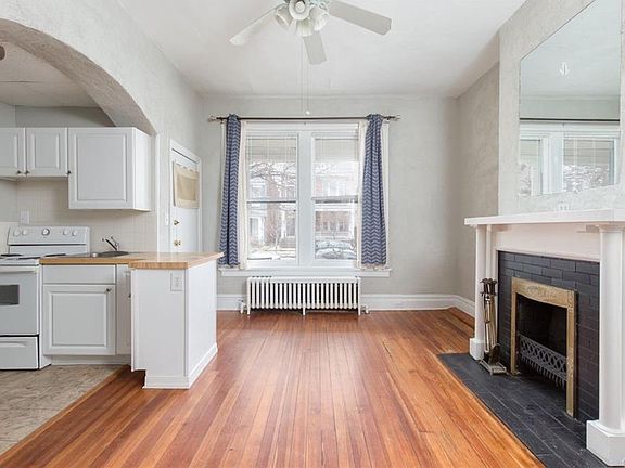 2nd image of 2505C Stuart Ave
