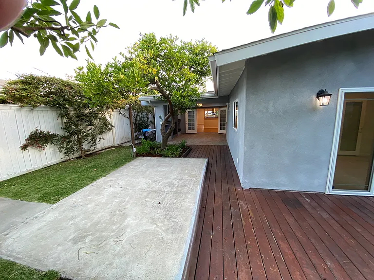 416 Emerson St — Photo 9