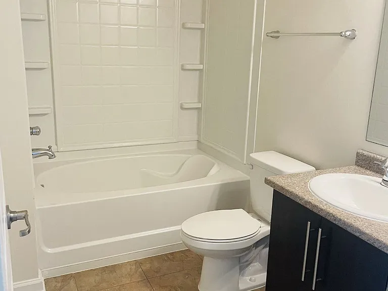 Clairmont at Chesterfield — Photo 104