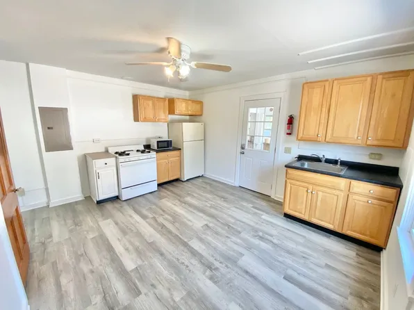 299 East Allen Dr, 299 E Allen St #C, Winooski, VT 05404