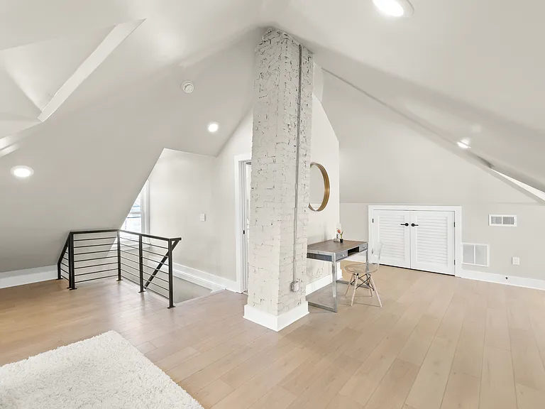 518 N Braddock St — Photo 34