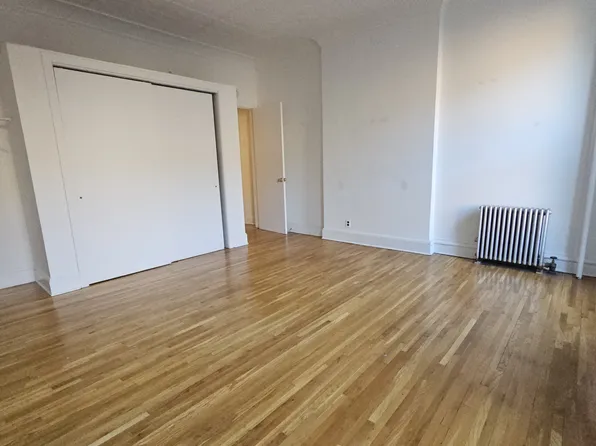 222 Union Street image 12 of 19