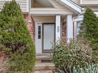 25 Trailside Ct UNIT 1, Saint Charles, MO 63303
