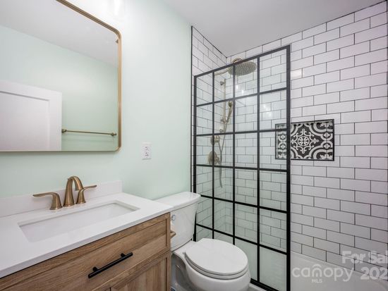 333 W Wilson Ave, Mooresville, NC 28115